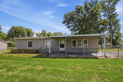 Photo of 4748 Walker Street, Springfield, OH 45505 (MLS # 1048196)