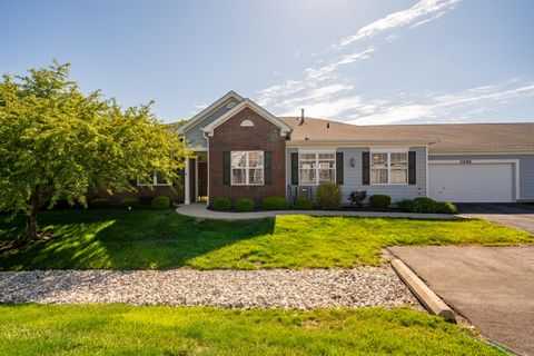 Photo of 3042 Willowbrook Way, Beavercreek, OH 45431 (MLS # 1045495)