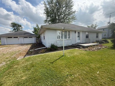 Photo of 4192 River Trail Road, Rockford, OH 45882 (MLS # 1046739)
