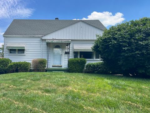 Photo of 116 Hayden Avenue, Dayton, OH 45431 (MLS # 1046175)