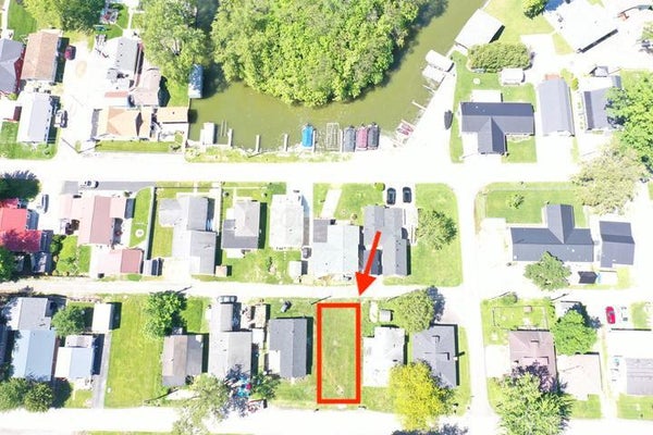 8952 MAPLE ST, LAKEVIEW, OH 43331 - Image be4d7596d9cb7b985fcf06000ef5896d/2437790096