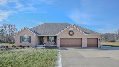 Photo of 5541 Meissen Drive, Springfield, OH 45502 (MLS # 1043286)