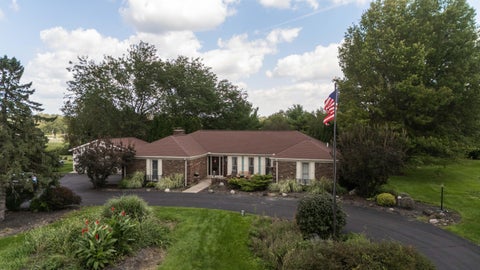 Photo of 6300 Plateau Drive, Springfield, OH 45502 (MLS # 1048017)