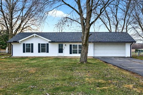 Photo of 2925 S Tecumseh Road, Springfield, OH 45502 (MLS # 1043325)