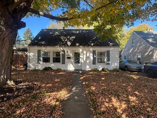 1610 S SWEETBRIAR LN, SPRINGFIELD, OH 45505 - Image c16ea47a0ae1fd618f9a3b2f62ff6db9/139556589