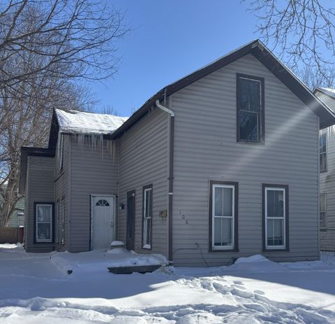 Photo of 106 Walter Street, Springfield, OH 45506 (MLS # 1043679)