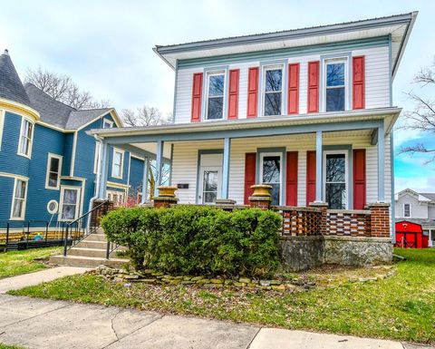 Photo of 327 N Walnut Avenue, Sidney, OH 45365 (MLS # 1044569)