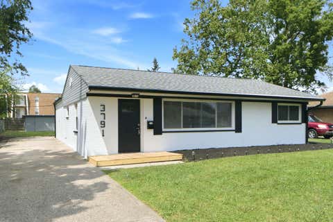 Photo of 3791 Kingswood Drive, Dayton, OH 45429 (MLS # 1047586)