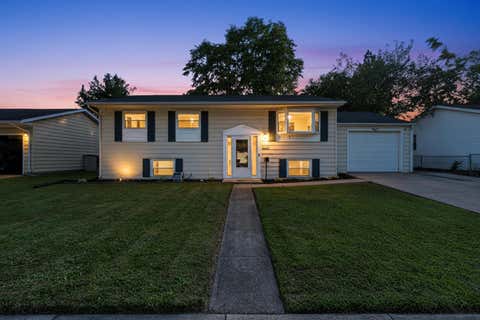 Photo of 1129 Hawthorne Drive, Sidney, OH 45365 (MLS # 1047296)