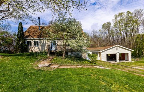 Photo of 5490 S Dayton Brandt Road, New Carlisle, OH 45344 (MLS # 1045052)