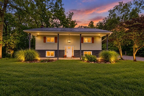 Photo of 276 Dellinger Road, Urbana, OH 43078 (MLS # 1048612)