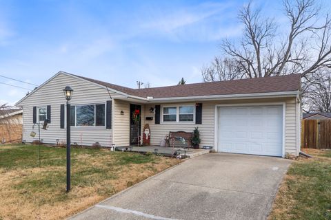 Photo of 1222 Hemlock Drive, Fairborn, OH 45324 (MLS # 1043178)