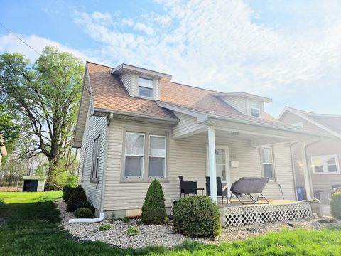 Photo of 915 W Spring Street, Saint Marys, OH 45885 (MLS # 1045009)