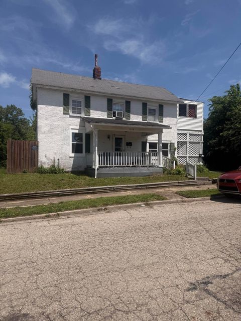 Photo of 1214 Mound Street, Springfield, OH 45505 (MLS # 1045902)
