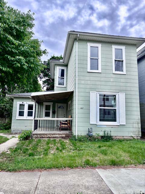 Photo of 227 E Northern Avenue, Springfield, OH 45503 (MLS # 1047694)