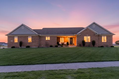 Photo of 101 Cedarbrook Court, Anna, OH 45302 (MLS # 1044831)