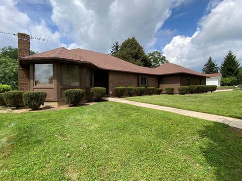 Photo of 310 Woodview Drive, Bellefontaine, OH 43311 (MLS # 1047878)