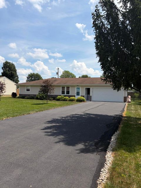 Photo of 2933 Lisa Road, Sidney, OH 45365 (MLS # 1047020)