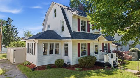 Photo of 125 Lincoln Avenue, Bellefontaine, OH 43311 (MLS # 1046385)