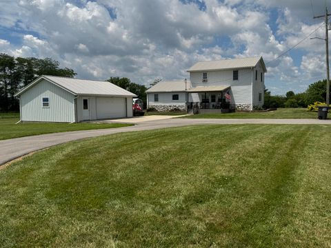Photo of 5062 Mercer Van Wert County Line Road, Rockford, OH 45882 (MLS # 1043221)