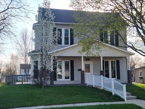 Photo of 211 N Ash Street, Saint Marys, OH 45885 (MLS # 1044770)