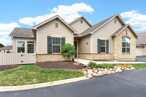 Photo of 7049 Creekside Circle, Fairborn, OH 45324 (MLS # 1045756)
