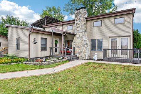 Photo of 208 Clermont Avenue, Russells Point, OH 43348 (MLS # 1041038)