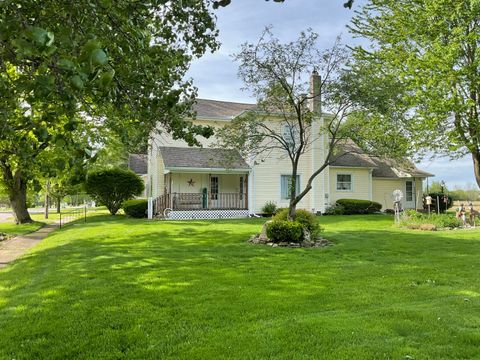 Photo of 360 S Main Street, West Mansfield, OH 43358 (MLS # 1045490)
