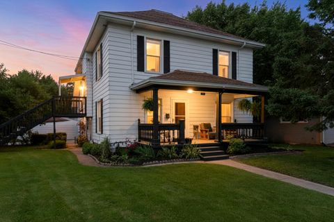 Photo of 401 Glynwood Road, Wapakoneta, OH 45895 (MLS # 1046309)