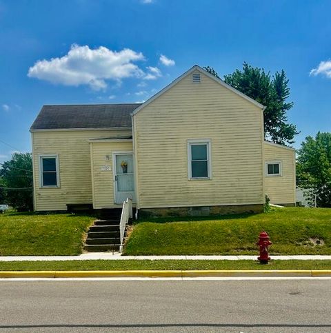 Photo of 101 W South Street, Anna, OH 45302 (MLS # 1039997)