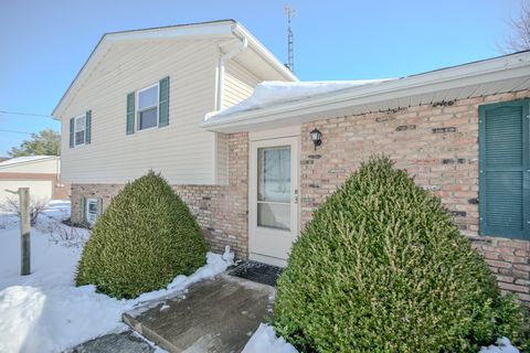 Photo of 5670 Prairie Road, Springfield, OH 45502 (MLS # 1043730)