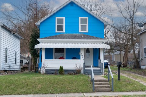 Photo of 908 Pine Street, Springfield, OH 45505 (MLS # 1043589)