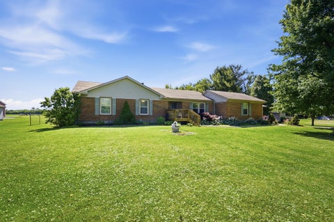 Photo of 6780 Springfield Jamestown Road, Springfield, OH 45502 (MLS # 1046636)