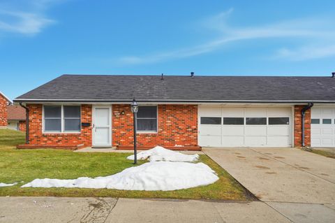 Photo of 3250 N Argonne Lane, Springfield, OH 45503 (MLS # 1043808)