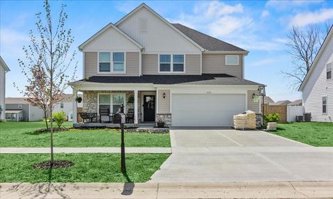 Photo of 1604 Raymond Avenue, Bellefontaine, OH 43311 (MLS # 1045135)