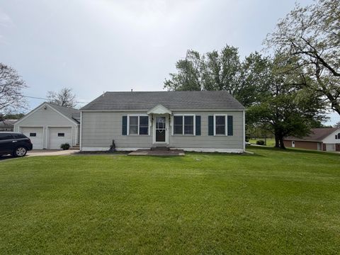 Photo of 1861 County Road 11, Bellefontaine, OH 43311 (MLS # 1045491)
