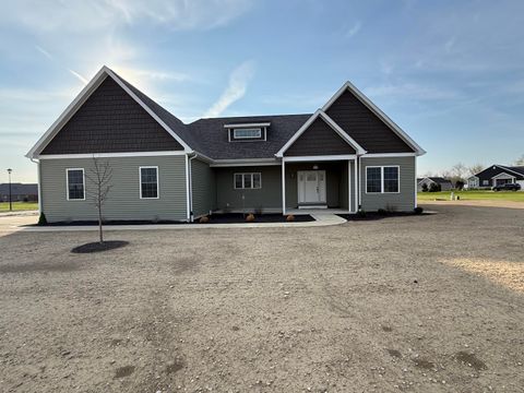 Photo of 101 Saxony Drive, New Knoxville, OH 45871 (MLS # 1041575)