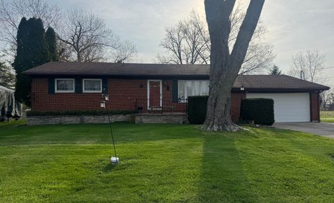 Photo of 2818 Anita Drive, Springfield, OH 45504 (MLS # 1044650)