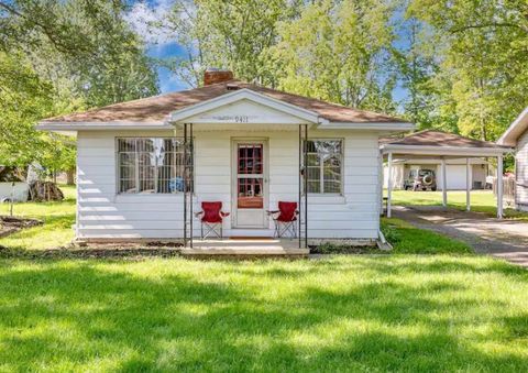 Photo of 9411 N Lakeshore Drive, Huntsville, OH 43324 (MLS # 1044605)