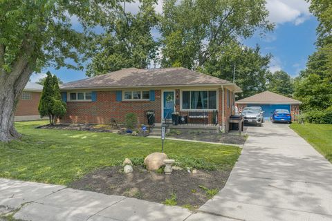 Photo of 1118 Robin Road, Springfield, OH 45503 (MLS # 1046768)