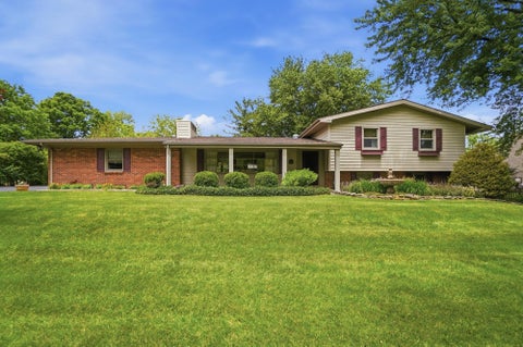 Photo of 2756 Cottonwood Drive, Springfield, OH 45504 (MLS # 1046108)