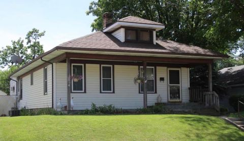 Photo of 1537 W Pleasant Street, Springfield, OH 45506 (MLS # 1044237)