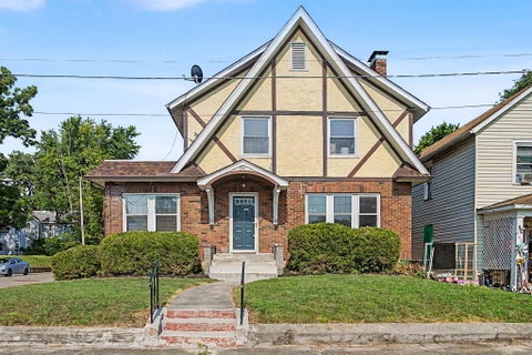 Photo of 601 N Light Street, Springfield, OH 45504 (MLS # 1046945)
