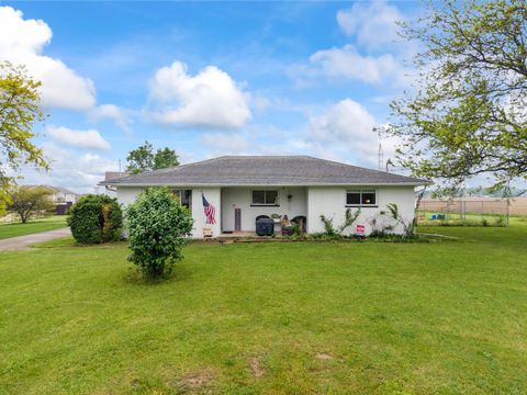 Photo of 5235 Middle Urbana Road, Springfield, OH 45502 (MLS # 1045318)