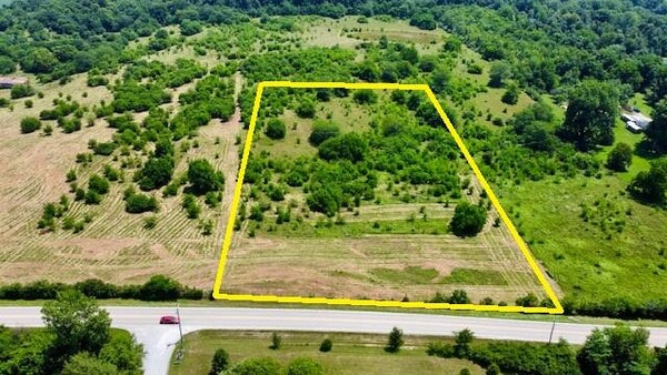 2 MIDDLE ST, MEDWAY, OH 45341 - Image f7345f25d7acd0a2d9fba334ac64bb63/2276086207