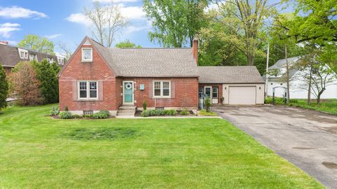 Photo of 1505 Mckaig Avenue, Troy, OH 45373 (MLS # 1045323)