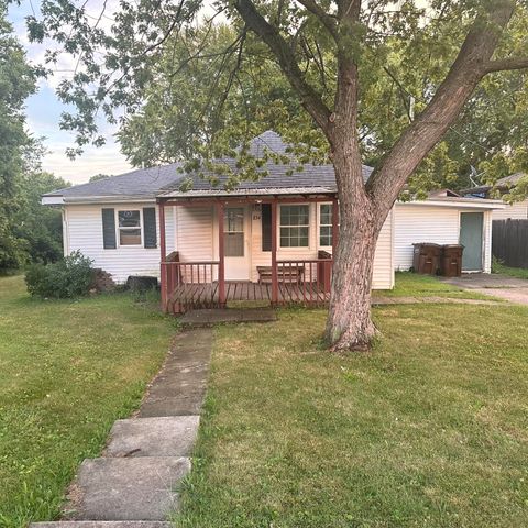 Photo of 834 Third Avenue, Sidney, OH 45365 (MLS # 1047329)