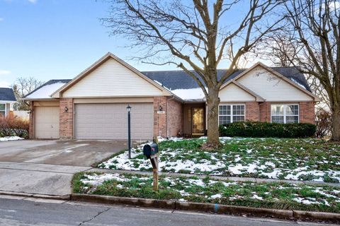 Photo of 1200 Whitetail Drive, Fairborn, OH 45324 (MLS # 1043190)