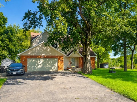 Photo of 4316 County Rd 1, Bellefontaine, OH 43311 (MLS # 1048132)