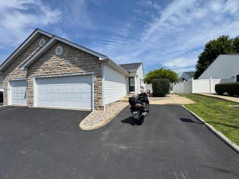 Photo of 6676 Lagrange Drive #46E, Canal Winchester, OH 43110 (MLS # 1047320)